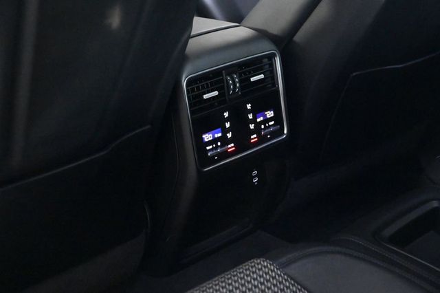 2023 Porsche Cayenne GTS Coupe - 23016769 - 19