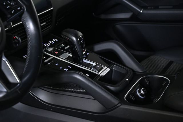2023 Porsche Cayenne GTS Coupe - 23016769 - 22