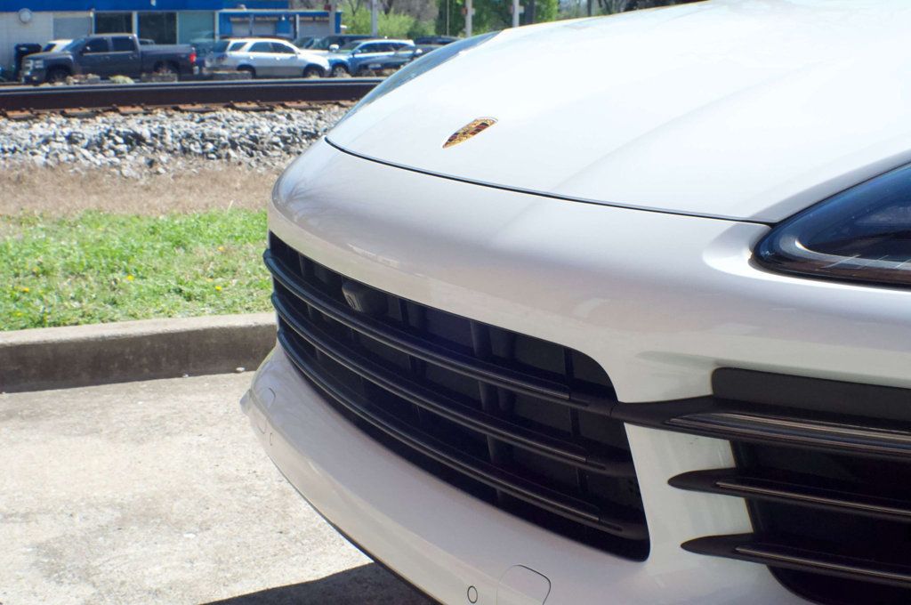 2023 Porsche Cayenne MSRP$113080/PlatinumEdition/HybridCoupe/SoftCloseDoors/NAV - 22996225 - 9