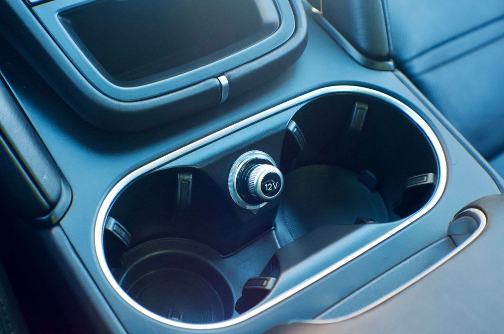 2023 Porsche Cayenne MSRP$113080/PlatinumEdition/HybridCoupe/SoftCloseDoors/NAV - 22996225 - 32