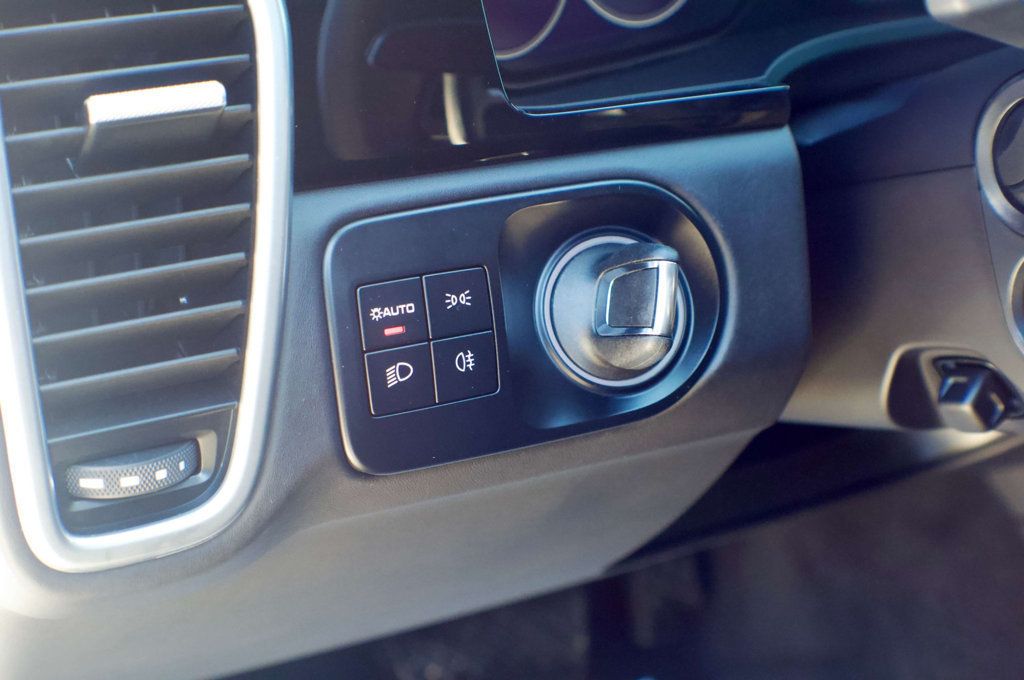 2023 Porsche Cayenne MSRP$113080/PlatinumEdition/HybridCoupe/SoftCloseDoors/NAV - 22996225 - 34