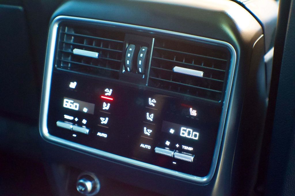 2023 Porsche Cayenne MSRP$113080/PlatinumEdition/HybridCoupe/SoftCloseDoors/NAV - 22996225 - 49