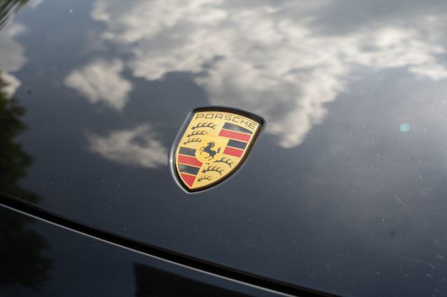 2023 Porsche Cayenne MSRP$87080/PlatinumEdition/Heated&CooledSeats/SoftCloseDoors - 23026480 - 12