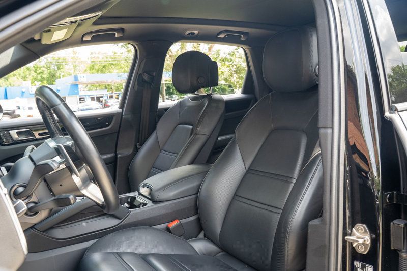 2023 Porsche Cayenne MSRP$87080/PlatinumEdition/Heated&CooledSeats/SoftCloseDoors - 23026480 - 17