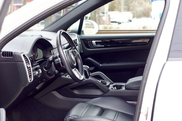 2023 Porsche Cayenne MSRP$91600/PremiumPkgPlus/AdaptiveCruiseControl/SoftCloseDoors - 22969053 - 12