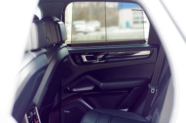 2023 Porsche Cayenne MSRP$91600/PremiumPkgPlus/AdaptiveCruiseControl/SoftCloseDoors - 22969053 - 18