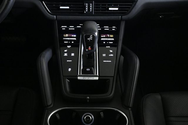 2023 Porsche Cayenne Platinum Edition - 22967647 - 14