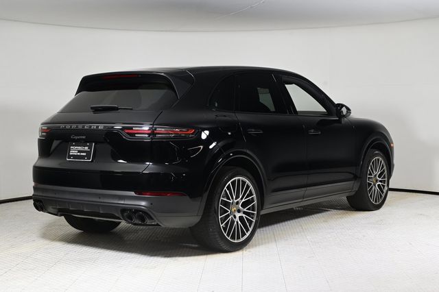 2023 Porsche Cayenne Platinum Edition - 22967647 - 6