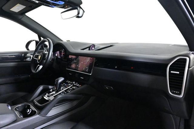 2023 Porsche Cayenne Platinum Edition - 23016410 - 16