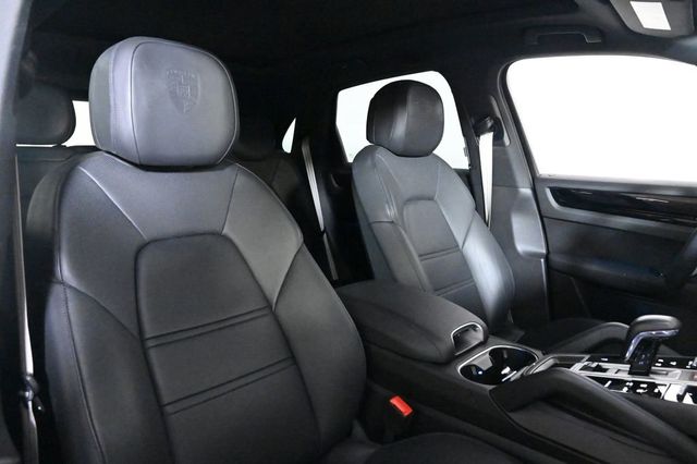 2023 Porsche Cayenne Platinum Edition - 23016410 - 17