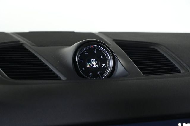 2023 Porsche Cayenne Platinum Edition - 23016410 - 22