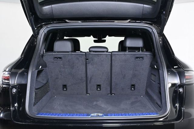 2023 Porsche Cayenne Platinum Edition - 23016410 - 24