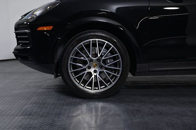 2023 Porsche Cayenne Platinum Edition - 23016410 - 26
