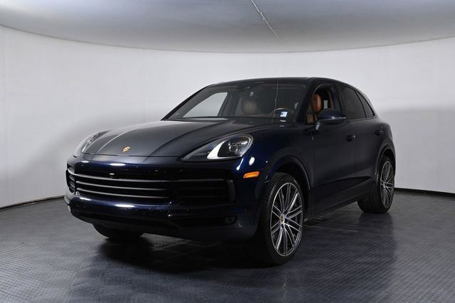 2023 Porsche Cayenne Platinum Edition - 23022154 - 0