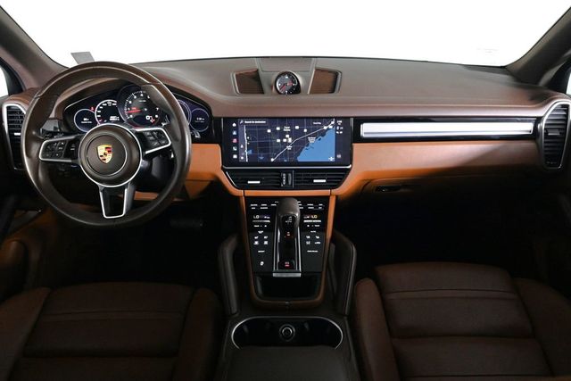 2023 Porsche Cayenne Platinum Edition - 23022154 - 10