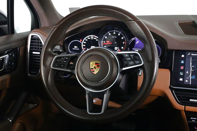 2023 Porsche Cayenne Platinum Edition - 23022154 - 11