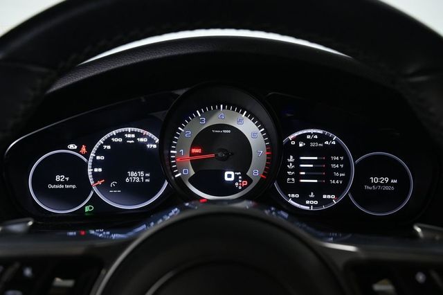 2023 Porsche Cayenne Platinum Edition - 23023072 - 12