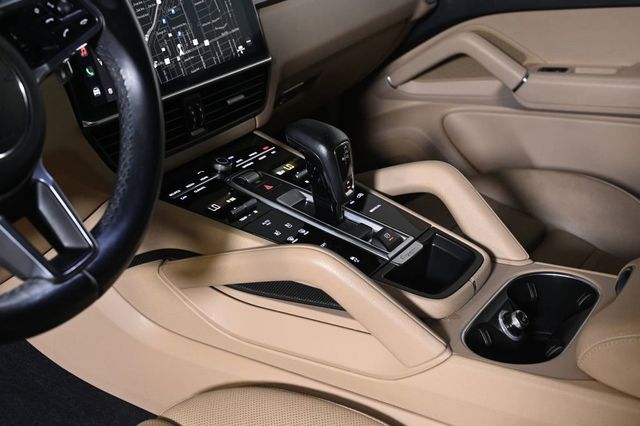 2023 Porsche Cayenne Platinum Edition - 23023072 - 20