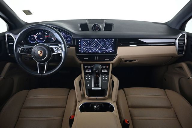 2023 Porsche Cayenne Platinum Edition - 23025454 - 10