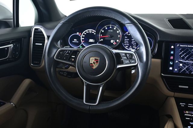 2023 Porsche Cayenne Platinum Edition - 23025454 - 11