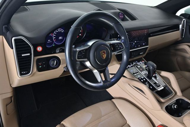 2023 Porsche Cayenne Platinum Edition - 23025454 - 3