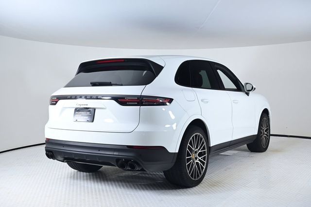 2023 Porsche Cayenne Platinum Edition - 23025454 - 6