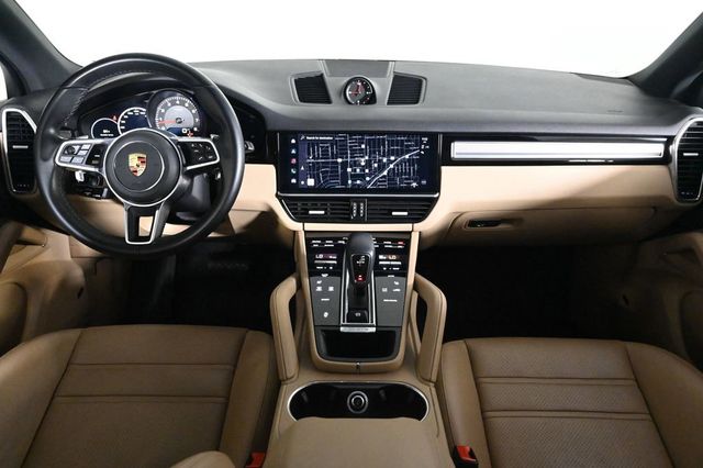 2023 Porsche Cayenne Platinum Edition - 23032755 - 10