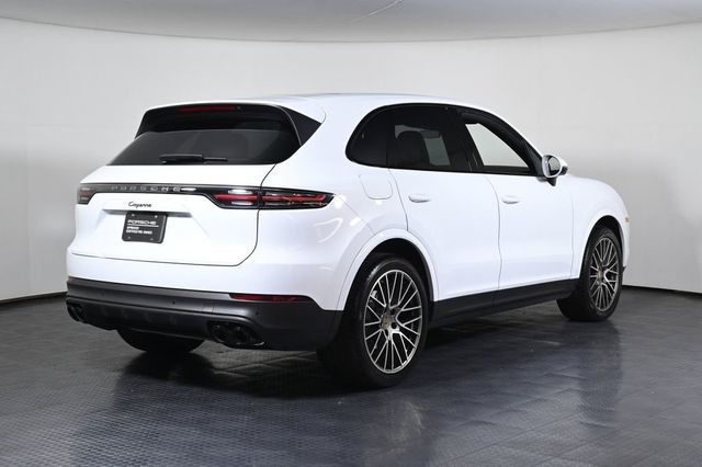 2023 Porsche Cayenne Platinum Edition - 23032755 - 6