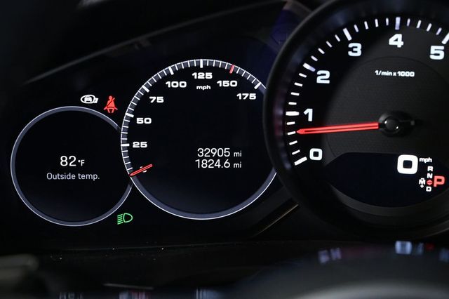 2023 Porsche Cayenne Platinum Edition - 23036326 - 13