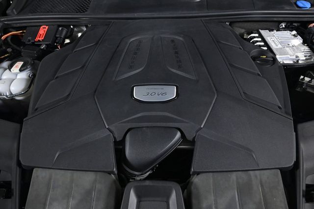 2023 Porsche Cayenne Platinum Edition - 23036326 - 27