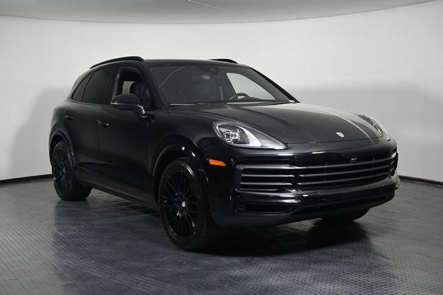 2023 Porsche Cayenne Platinum Edition - 23036326 - 8
