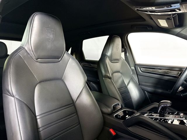 2023 Porsche Cayenne Platinum Edition - 23054366 - 17