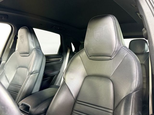 2023 Porsche Cayenne Platinum Edition - 23054366 - 4