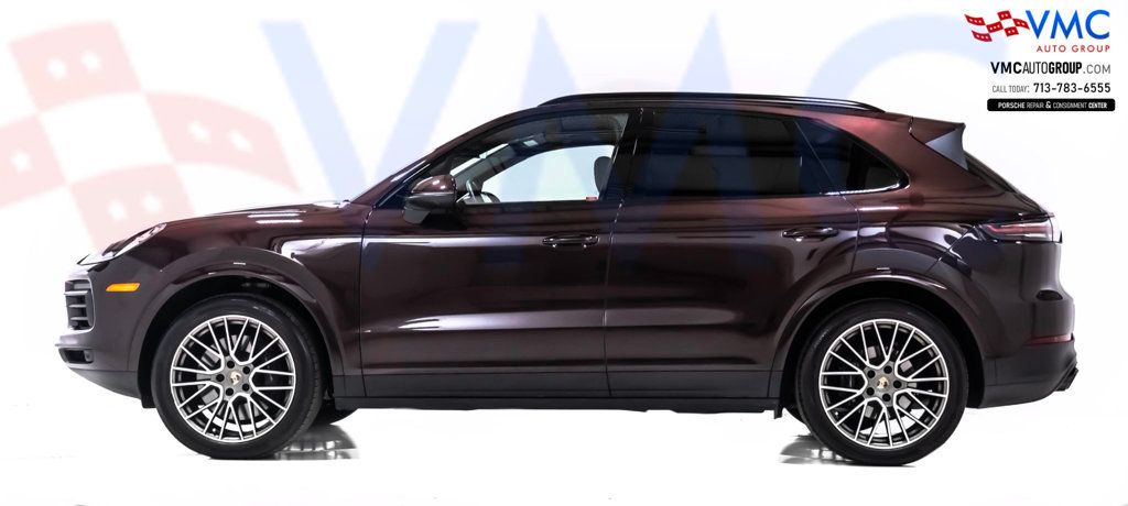 2023 Porsche Cayenne Platinum Edition - 22508468 - 0