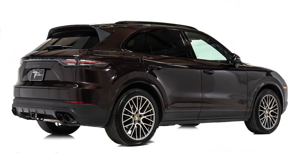 2023 Porsche Cayenne Platinum Edition - 22508468 - 6