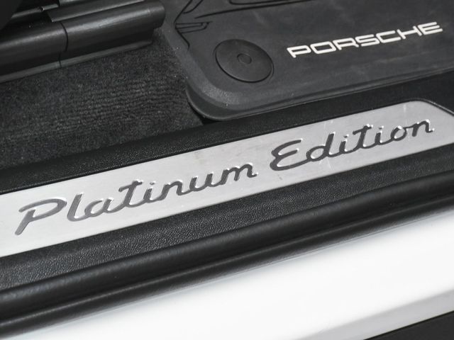 2023 Porsche Cayenne Platinum Edition - 22941057 - 16