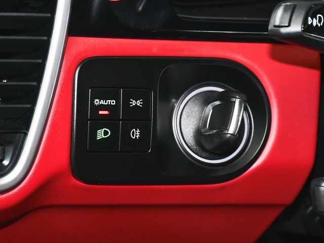 2023 Porsche Cayenne Platinum Edition - 22941057 - 20