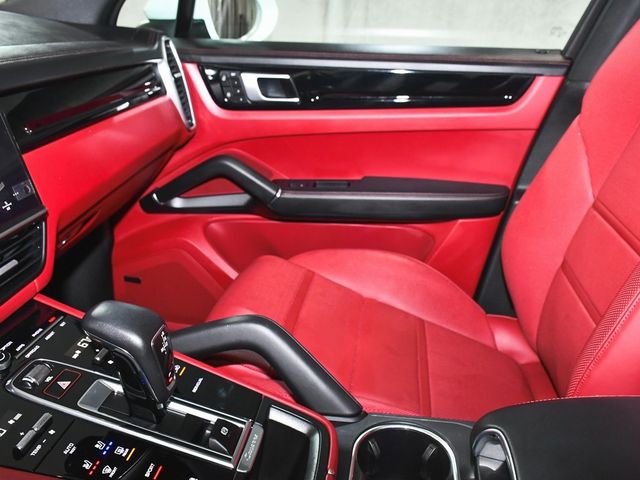 2023 Porsche Cayenne Platinum Edition - 22941057 - 46