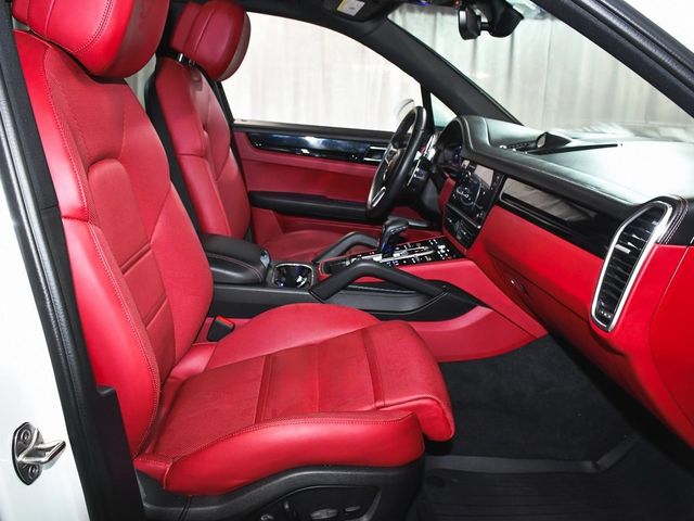 2023 Porsche Cayenne Platinum Edition - 22941057 - 56