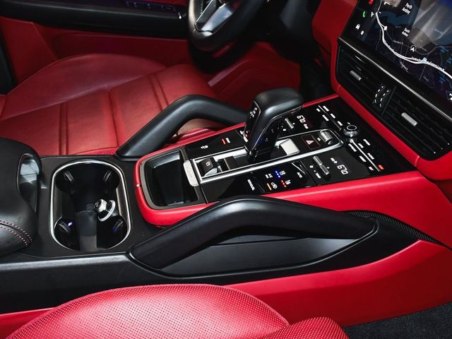2023 Porsche Cayenne Platinum Edition - 22941057 - 59