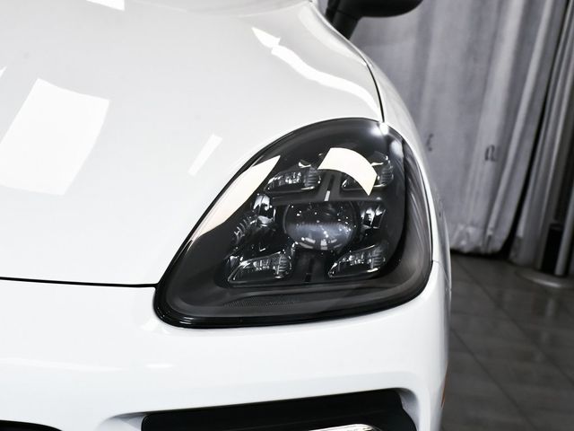 2023 Porsche Cayenne Platinum Edition - 22941057 - 75