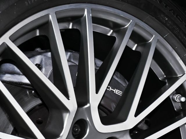 2023 Porsche Cayenne Platinum Edition - 22941057 - 88