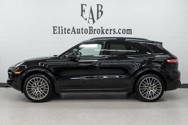 2023 Porsche Cayenne Platinum Edition - 22908447 - 1