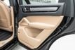 2023 Porsche Cayenne Platinum Edition - 22908447 - 30