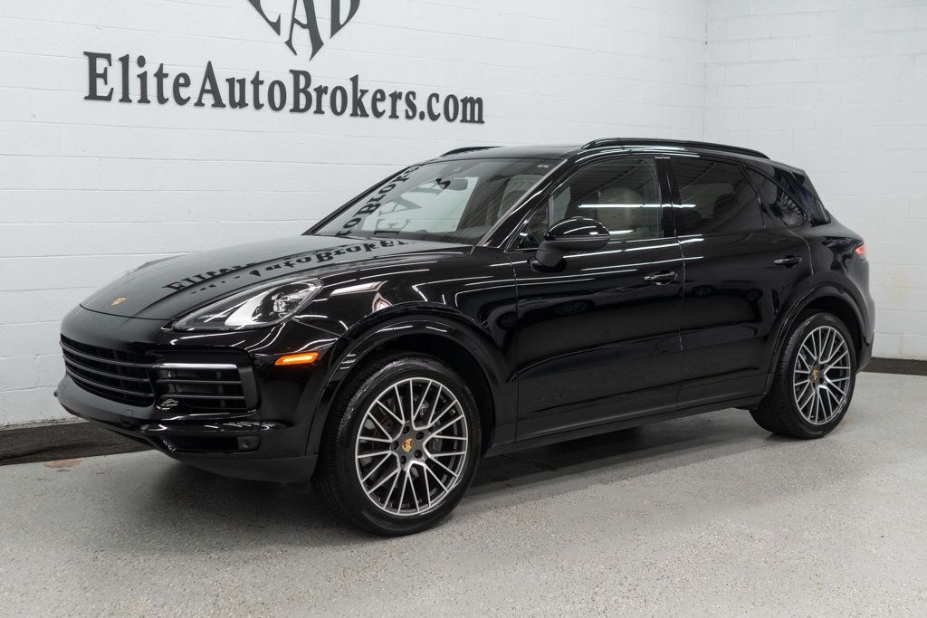 2023 Porsche Cayenne Platinum Edition photo 37