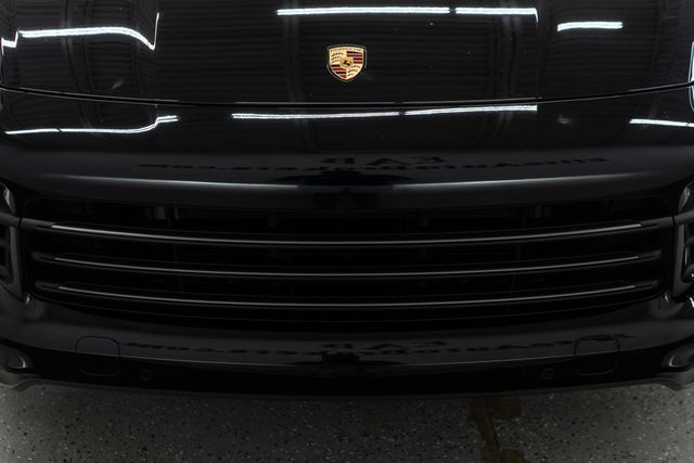 2023 Porsche Cayenne Platinum Edition - 22908447 - 43