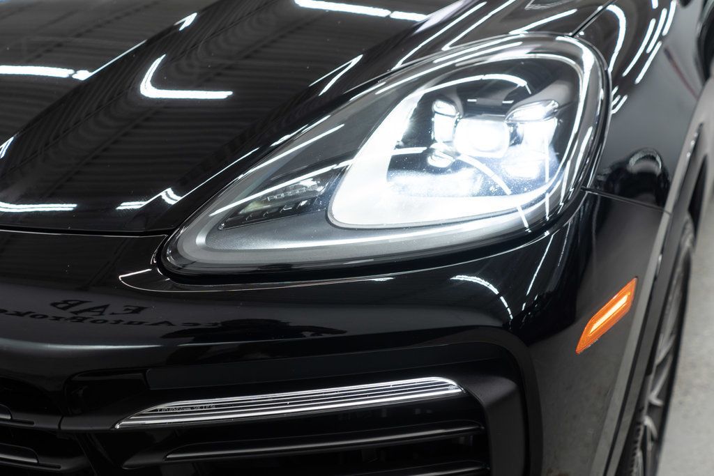 2023 Porsche Cayenne Platinum Edition photo 41