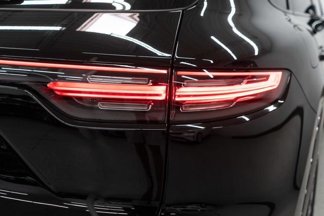 2023 Porsche Cayenne Platinum Edition - 22908447 - 47