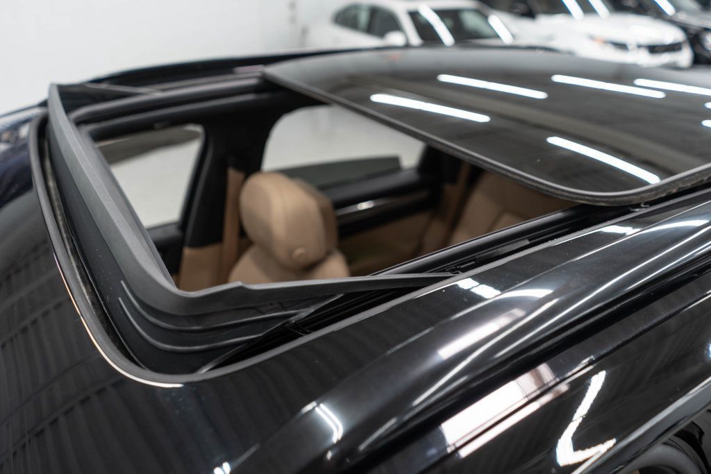 2023 Porsche Cayenne Platinum Edition photo 45