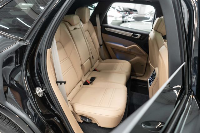 2023 Porsche Cayenne Platinum Edition - 23051387 - 12